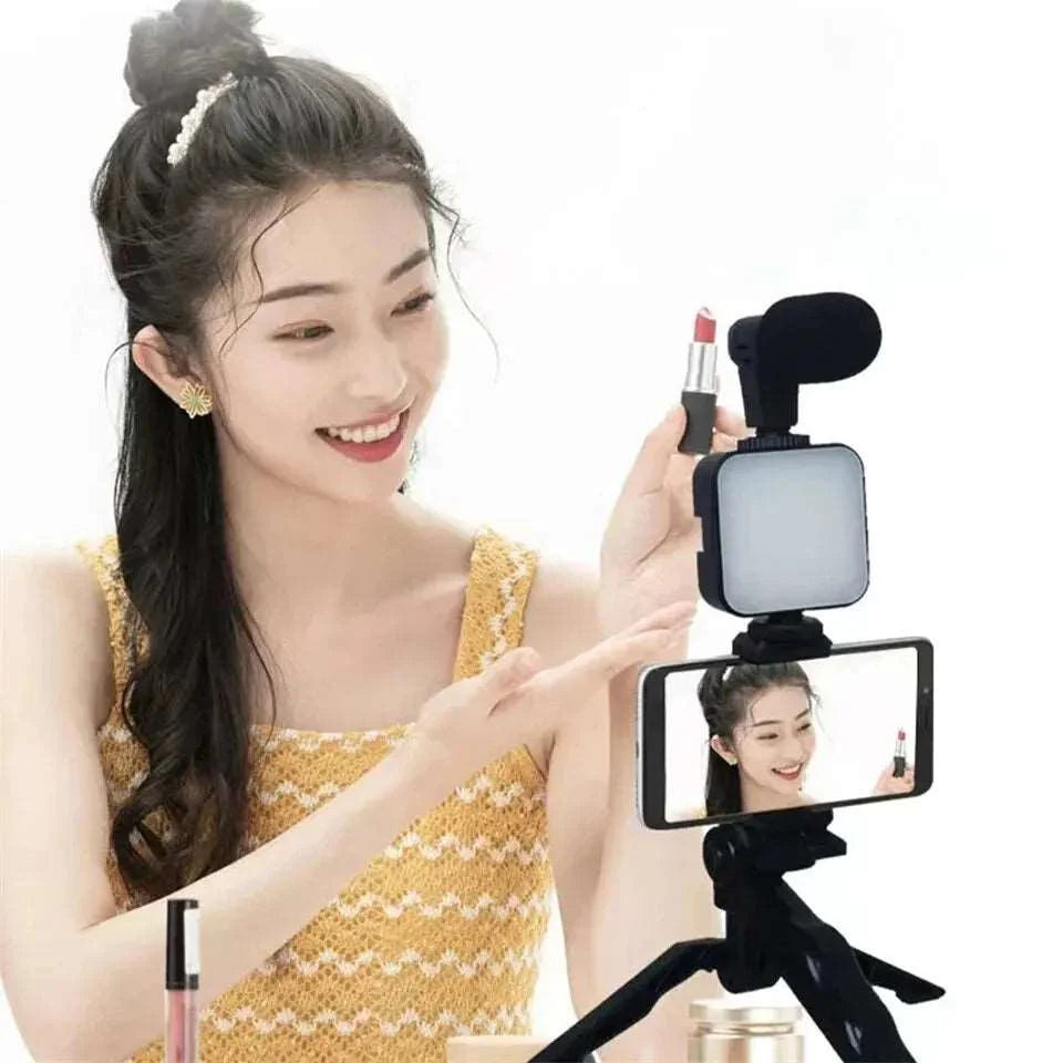 Vlogging Kit With Tripod Phone Holder Mini Microphone LED Fill Light Starter